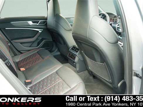 Used 2022 Audi RS 6 image 40