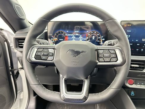 New 2025 Ford Mustang Coupe image 19