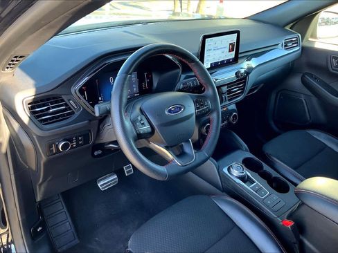 Used 2024 Ford Escape ST-Line image 34