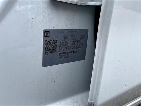 Used 2024 Chevrolet Malibu LT image 17