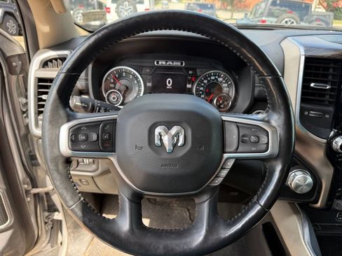 Used 2020 RAM 1500 Laramie AWD/4WD image 16