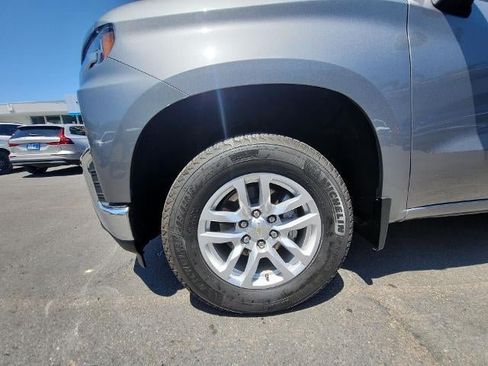 Used 2022 Chevrolet Silverado 1500 LT RWD image 31