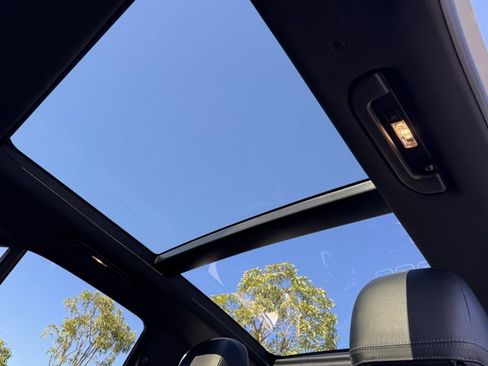 New 2025 Mercedes-Benz GLE 53 AMG 4MATIC image 3