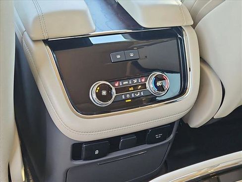 Used 2019 Lincoln Navigator Reserve w/ Cargo Package image 19