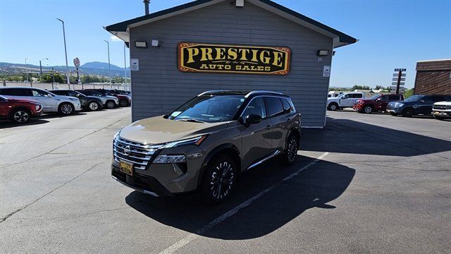 Used 2024 Nissan Rogue Platinum w/ Platinum Premium Package AWD/4WD image 1