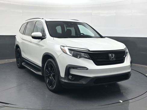Used 2021 Honda Pilot Special Edition image 2