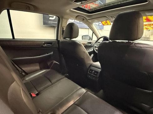 Used 2015 Subaru Outback 2.5i Limited image 10