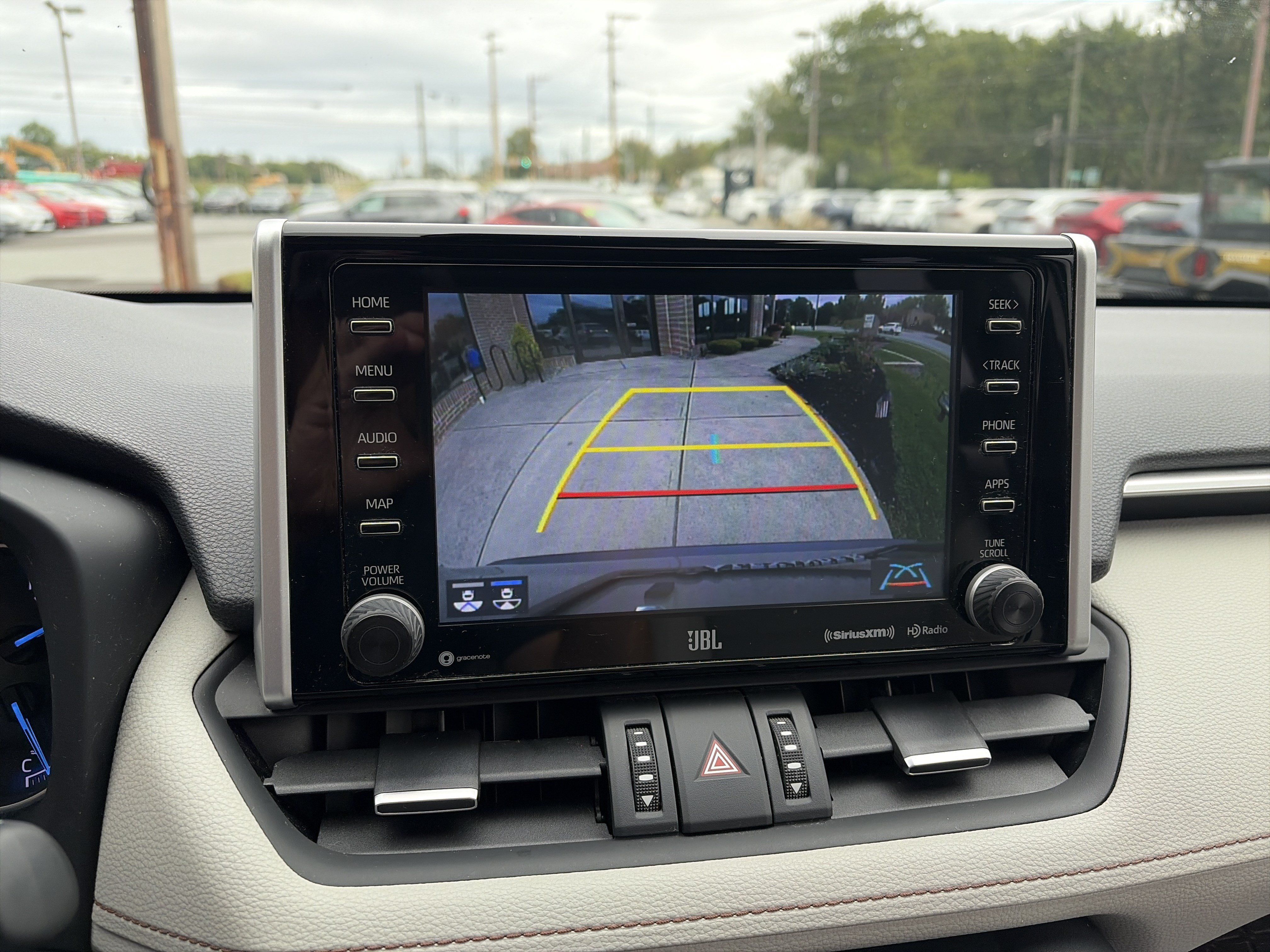 Used 2019 Toyota RAV4 Limited w/ Carpet Mat Package AWD/4WD image 26