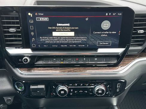 Used 2025 GMC Sierra 1500 Elevation w/ Preferred Package image 25