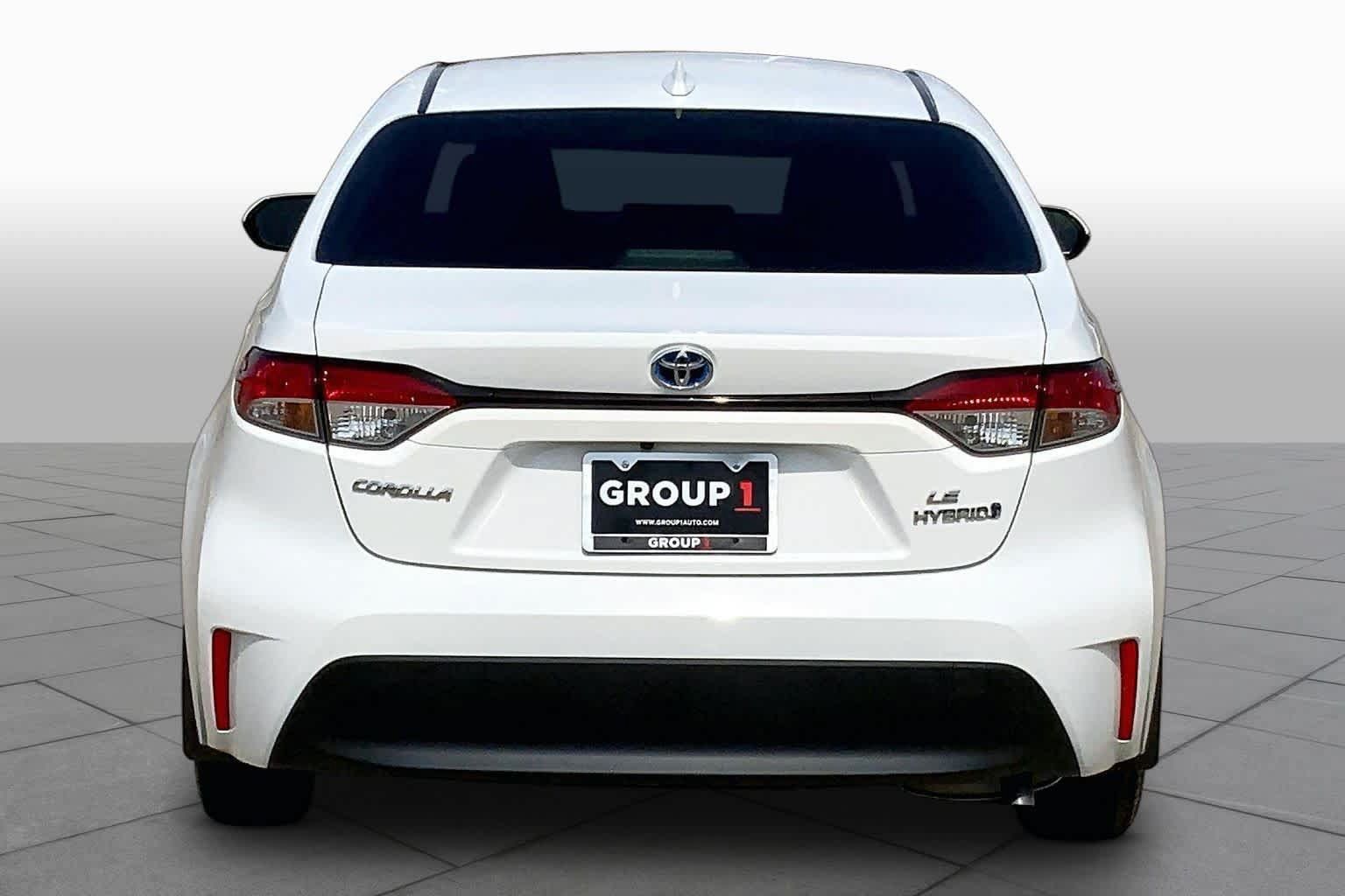 Used 2023 Toyota Corolla LE FWD image 5