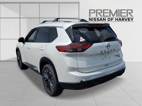 New 2026 Nissan Rogue Platinum AWD/4WD image 3