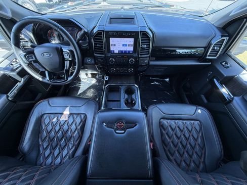 Used 2021 Ford F250 Lariat w/ Lariat Ultimate Package AWD/4WD image 39