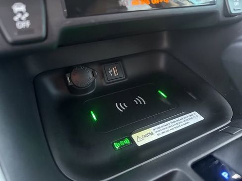 Used 2024 Toyota RAV4 XLE image 31