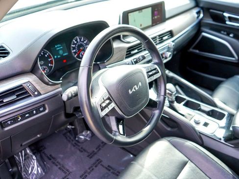 Used 2022 Kia Telluride EX w/ EX Premium Package image 9