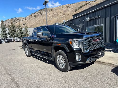 Used 2020 GMC Sierra 2500 Denali w/ Denali Ultimate Package image 13