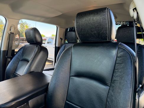 Used 2018 RAM 2500 Tradesman w/ Popular Equipment Group AWD/4WD image 9