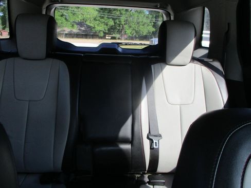 Used 2016 GMC Terrain SLT w/ Driver Alert Package I image 16