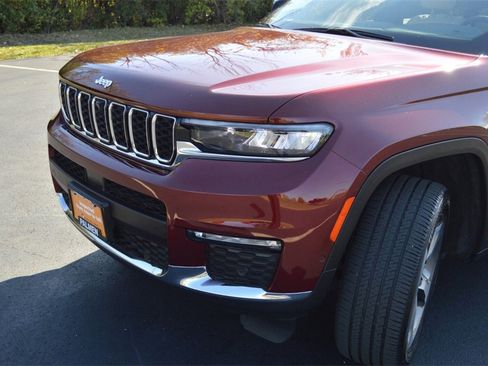 Certified 2023 Jeep Grand Cherokee L Limited w/ Luxury Tech Group II image 11