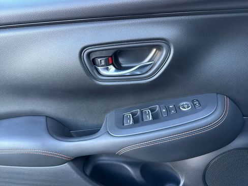 Used 2023 Honda HR-V Sport image 10