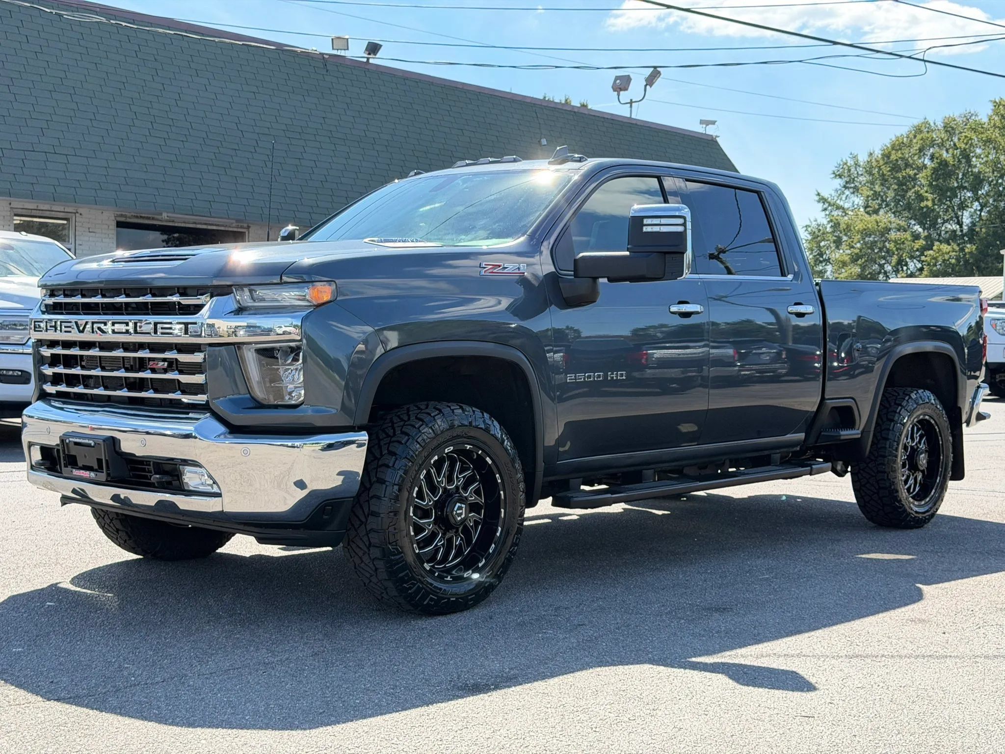 Used 2020 Chevrolet Silverado 2500 LTZ w/ LTZ Plus Package AWD/4WD image 8