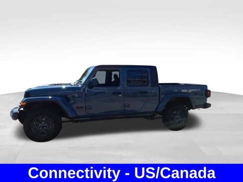 Used 2024 Jeep Gladiator Sport AWD/4WD image 22