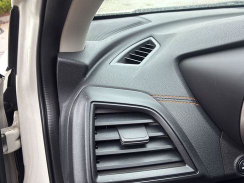 Used 2022 Subaru Crosstrek 2.0i Premium w/ Moonroof Package AWD/4WD image 29