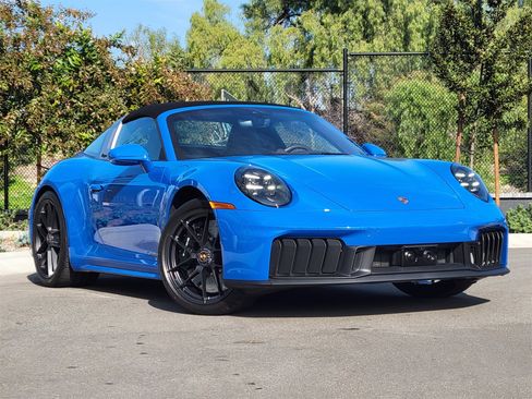 Certified 2025 Porsche 911 Targa 4 GTS image 9