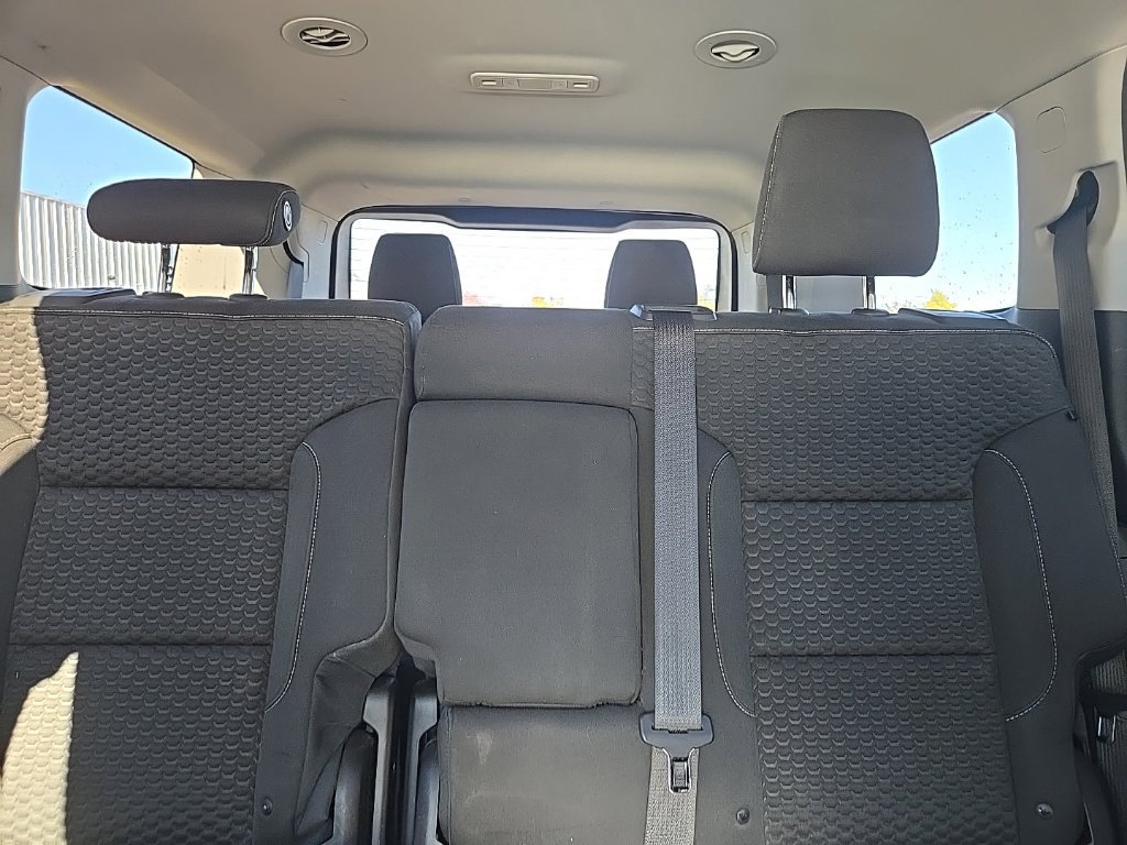 Used 2018 GMC Acadia SLE w/ LPO, Floor Liner Package AWD/4WD image 28