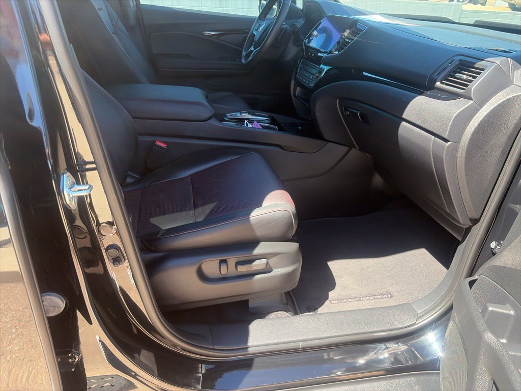 Used 2025 Honda Ridgeline Black Edition image 23