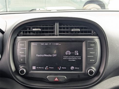 Used 2023 Kia Soul LX w/ Option Group 015 image 17