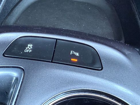 Used 2023 Chevrolet Malibu LT w/ Driver Confidence Package FWD image 23
