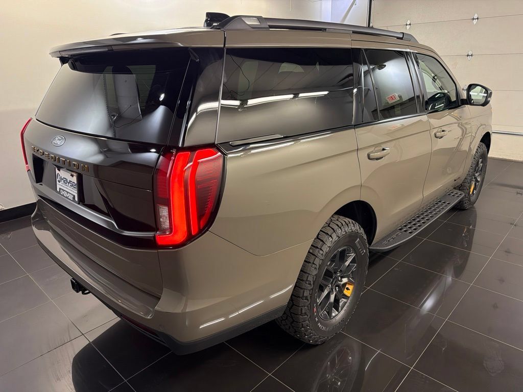 New 2027 Ford Expedition Tremor w/ Driver's Package AWD/4WD image 6