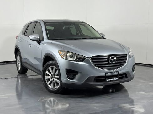 Used 2016 MAZDA CX-5 Touring FWD image 2