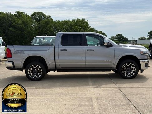 Used 2025 RAM 1500 Laramie w/ Advanced Safety Group II AWD/4WD image 4