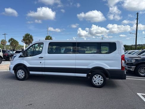 Used 2025 Ford Transit 350 XLT RWD image 4