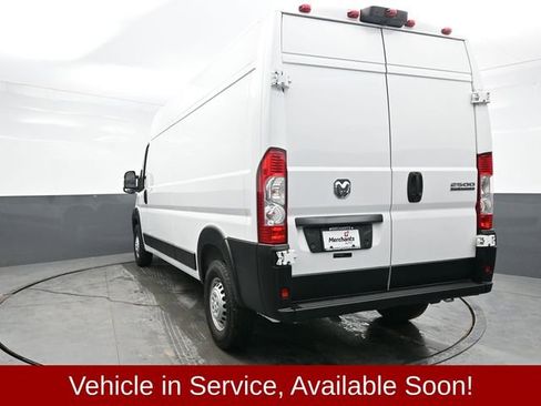 Used 2025 RAM ProMaster 2500 w/ Convenience Group image 5