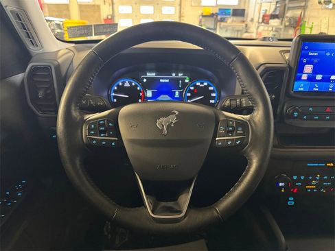 Used 2021 Ford Bronco Sport Outer Banks w/ Outer Banks Package image 15