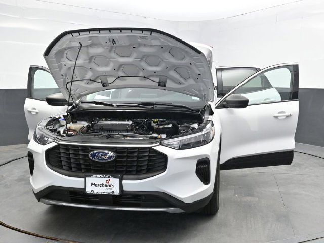 Used 2023 Ford Escape Active AWD/4WD image 52