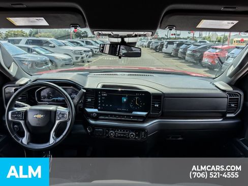 Used 2025 Chevrolet Silverado 1500 LT RWD image 23