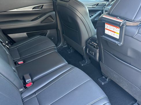 Certified 2026 INFINITI QX60 Pure w/ Family Package AWD/4WD image 19
