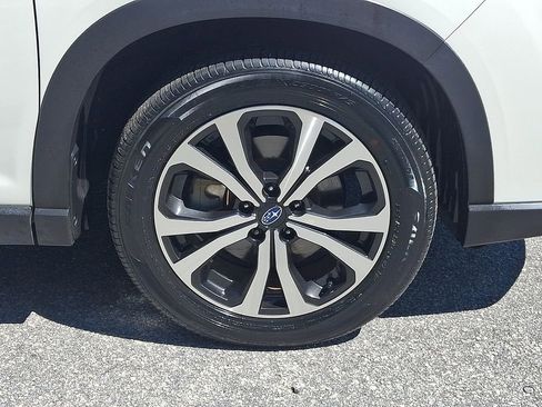 Used 2021 Subaru Forester Limited AWD/4WD image 8