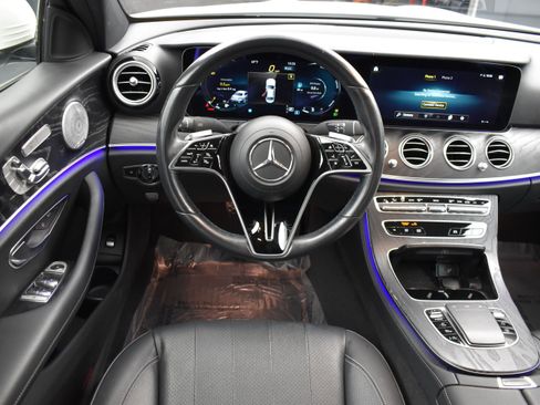 Used 2021 Mercedes-Benz E 350 4MATIC Sedan w/ Premium Package image 13