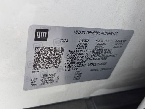 Used 2025 GMC Yukon Denali w/ LPO, Illumination Package RWD image 7