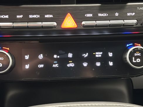 Used 2026 Hyundai Palisade Calligraphy AWD/4WD image 18