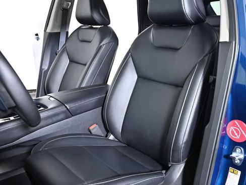 Certified 2025 Nissan Murano SL w/ Cargo Package AWD/4WD image 24