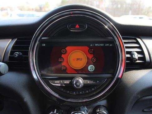 Used 2019 MINI Cooper Convertible image 26