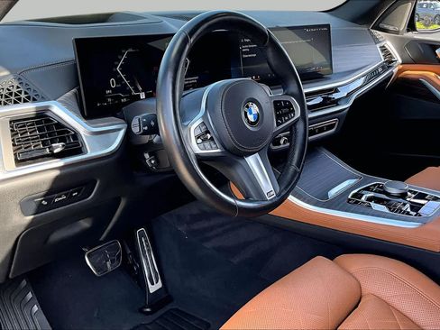 Used 2025 BMW X5 sDrive40i w/ M Sport Package RWD image 16