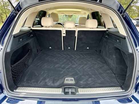 Used 2021 Mercedes-Benz GLC 300 4MATIC image 29