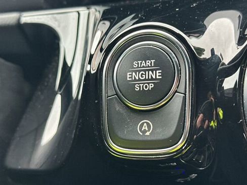 Used 2023 Mercedes-Benz GLA 250 4MATIC image 27