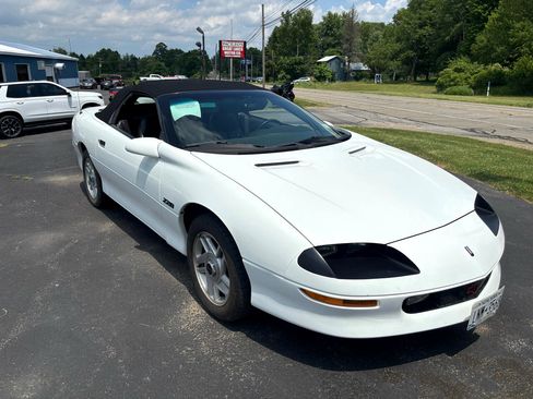 Used 1995 Chevrolet Camaro Z28 image 25